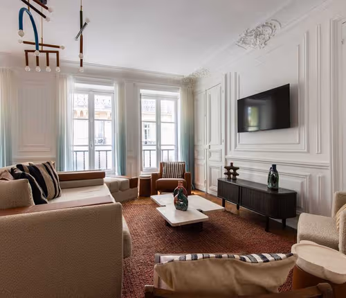 Luxurious 5-Bedroom Left Bank Sanctuary in Saint-Germain-des-Prés near Le Bon Marché