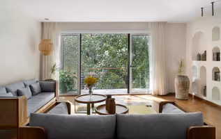 Luxury 3-Bedroom Apartment in Defence Colony