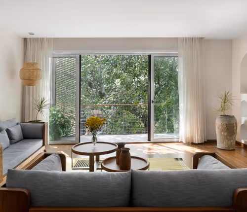 Luxury 3-Bedroom Apartment in Defence Colony