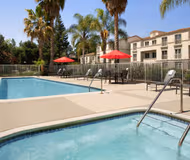 Los Altos Apart Hotel