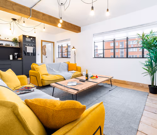 Newtown Lofts - Smart TV- WIFI - Parking