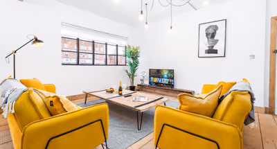 Newtown Lofts - Smart TV- WIFI - Parking