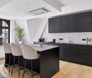 Chic Two-Bedroom Apartment in the Heart of Brussels’ Grand Place