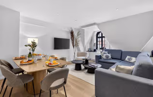 Chic Two-Bedroom Apartment in the Heart of Brussels’ Grand Place