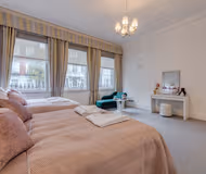 Stylish 3 Bedroom Luxury Apartment in Harley St with Pool table 3H