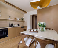 Rue Lincoln Service Apartment
