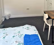 Home with 7 En-Suites & 4 Kitchens in Reading