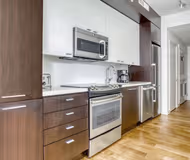 4th St SE Apartment