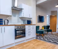 Spacious 4BR House Near City Centre with Parking & Garden