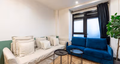 Elegant 5-Bedroom Parisian House with Air Conditioning, Two Kitchens, and Iconic City Access