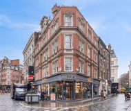 Classic London Charm Near Piccadilly Circus/4GH