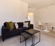 The Streatham Courtyard Nest