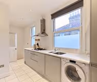 The Streatham Courtyard Nest