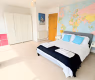 The Bridge, 2 bed, river view, Penthouse apartment