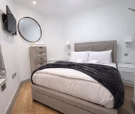 Bright & Stylish Mayfair Flat in Prime Location/A.GS