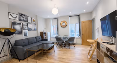 Bright & Stylish Mayfair Flat in Prime Location/A.GS