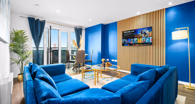 Luxe Two Bed Apartment - City Centre - Balcony