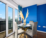 Luxe Two Bed Apartment - City Centre - Balcony
