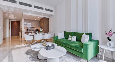 Contemporary City View Apartment Near Downtown