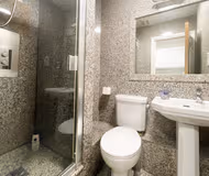 Bright & Modern Studio in Vibrant Central London/wardour2