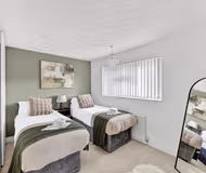 113 Queens Drive (Bedford)