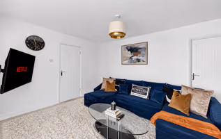 113 Queens Drive (Bedford)