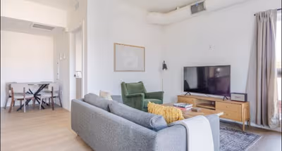 North Virgil Ave Apartment