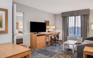 Ellice Avenue Apart Hotel