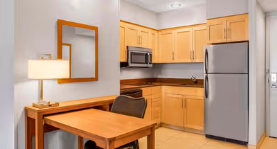 Ellice Avenue Apart Hotel