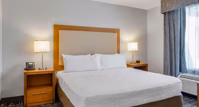 Ellice Avenue Apart Hotel