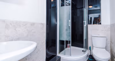 3-Bed Salford Apartment