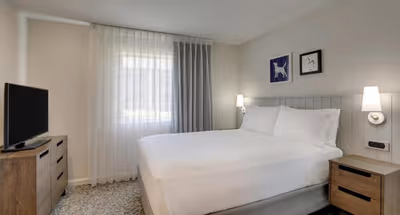 Crane Ct Apart Hotel