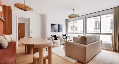 Rue de l'Amiral Service Apartment