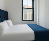 Premium Soho Residence, Bright, Modern & Spacious
