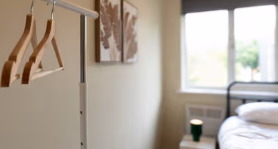 Stylish 2Bed Apartment | 60 Sec from East Croydon