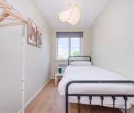 Stylish 2Bed Apartment | 60 Sec from East Croydon