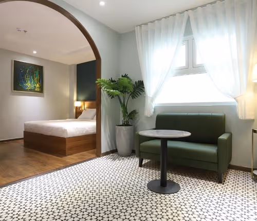Skyline Serviced Apartments