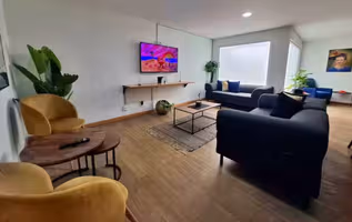 Spacious Historic Center Apartment for Families & Groups
