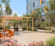 Telegraph Ave Apartment
