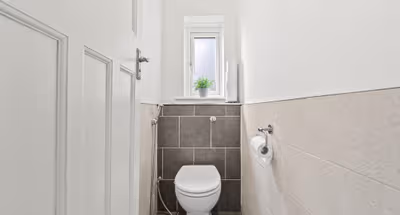 Modern & Spacious 4-Bedroom Residence in Crumpsall