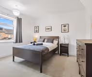 Contractors Relocators & Families Free Parking with Superfast Wi-Fi