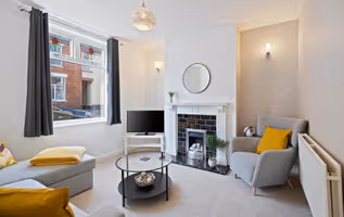 Contractors Relocators & Families Free Parking with Superfast Wi-Fi