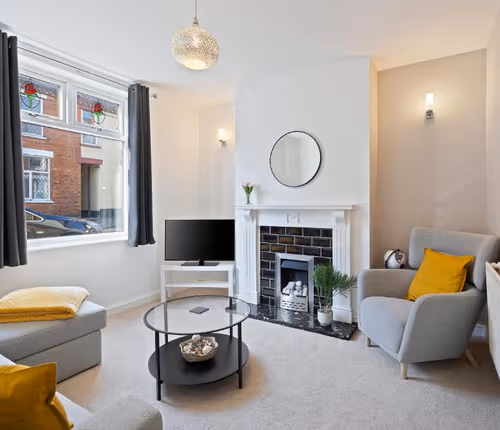 Contractors Relocators & Families Free Parking with Superfast Wi-Fi