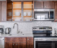 West Chestnut St Apartment