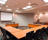 South Cicero Avenue Aparthotel
