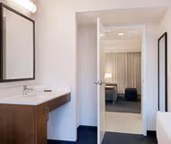 North State Street Aparthotel