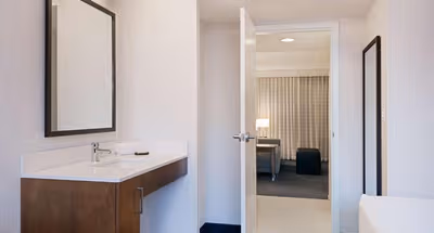 North State Street Aparthotel