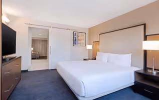 North State Street Aparthotel