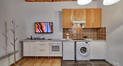 Argout IV | Serviced 1-Bedroom for Work
