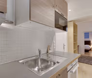 Mail III | Serviced 1-Bedroom for Work